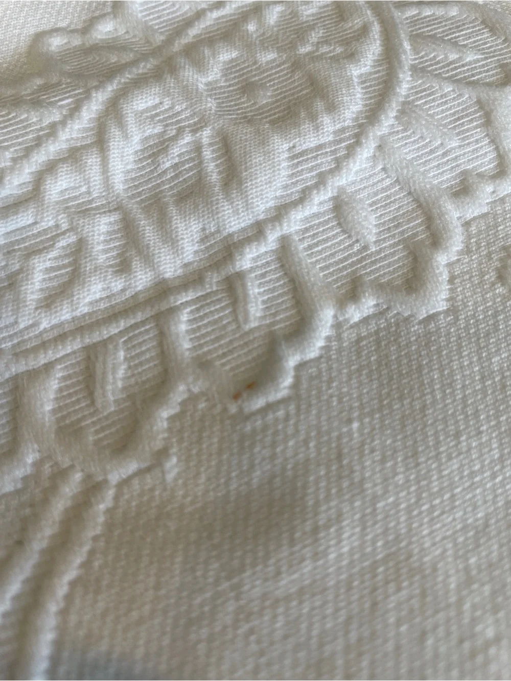 White Quilted Scalloped Edge Shams Set - 2 Piece, Standard Size